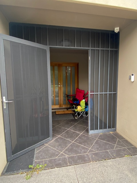 CANBERRA'S MOST INNOVATIVE, CUSTOM FLY SCREEN REPAIR & INSTALLATION SERVICES