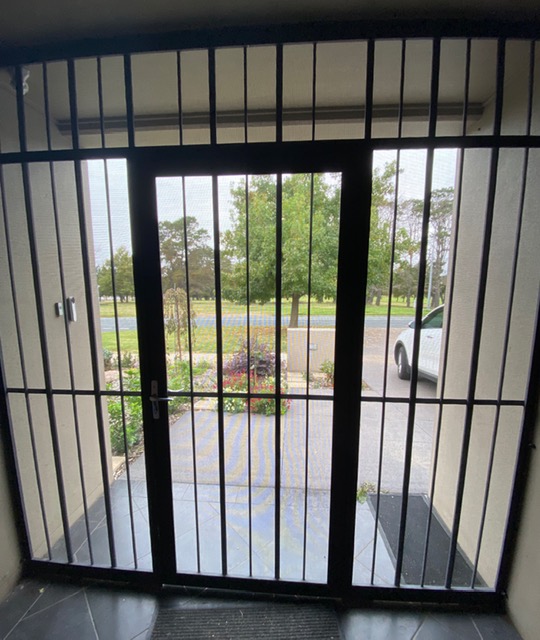 CANBERRA'S MOST INNOVATIVE, CUSTOM FLY SCREEN REPAIR & INSTALLATION SERVICES
